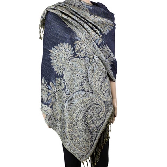 pashmina Accessories - NWOT NAVY BLUE PASHMINA SHAWL